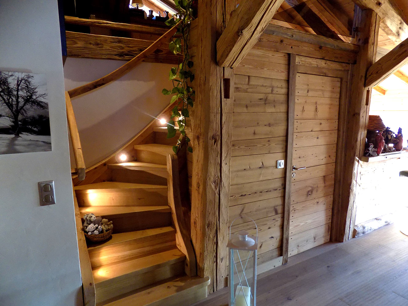 Escalier vieux bois et Chêne.